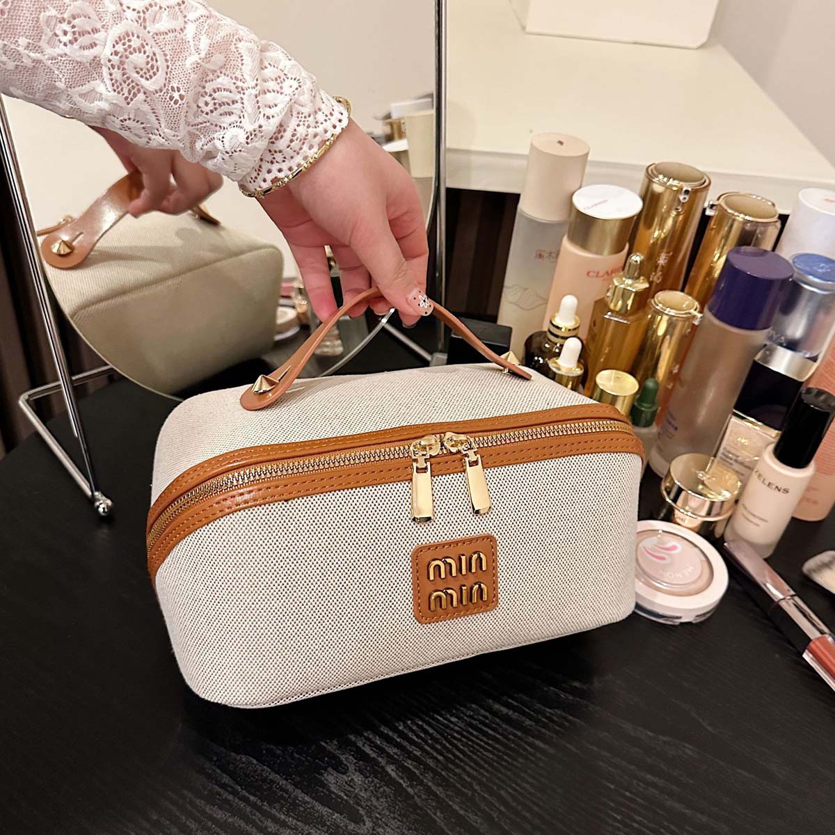 메이크업 가방 - 레트로풍의 가벼운 럭셔리 미니멀리스트 - Luxury High End Skincare 리뷰 및 가격
