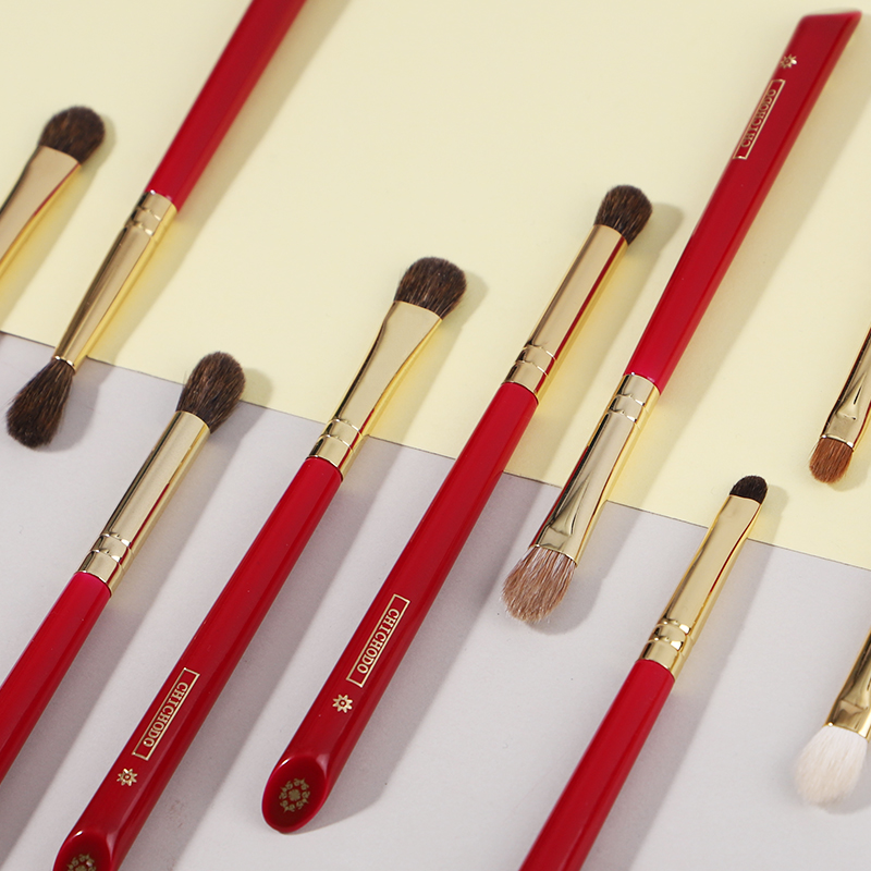 CHICHODO 메이크업 브러쉬-고급스러운 레드 로즈  - Luxury Skincare Accessories 리뷰 및 가격